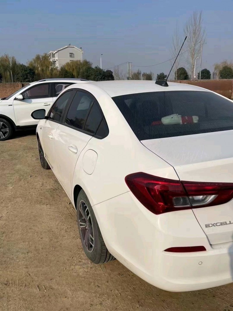 菏泽19年别克凯越3