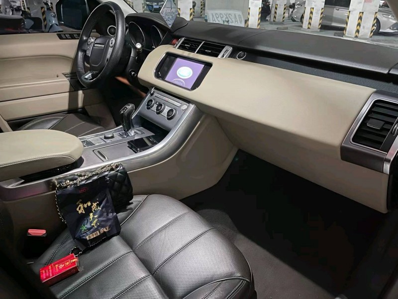 深圳14年路虎揽胜6