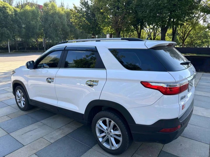 沈阳20年东风5805