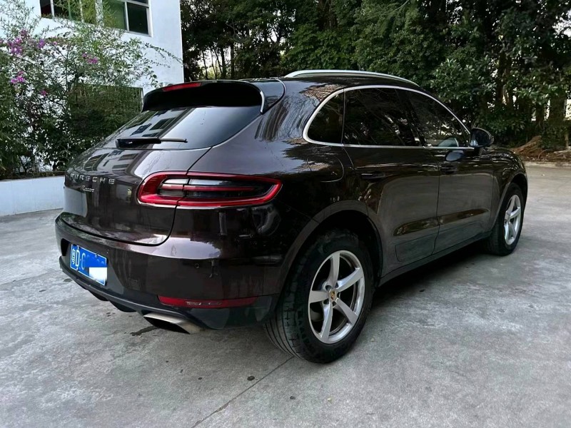 深圳16年保时捷Macan4