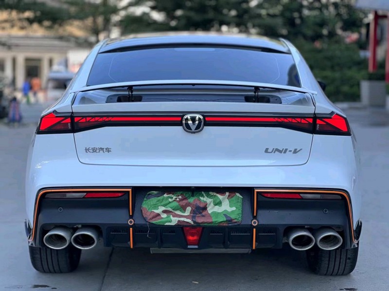 珠海23年长安汽车UNI-V2