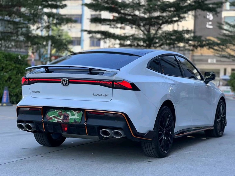珠海23年长安汽车UNI-V8