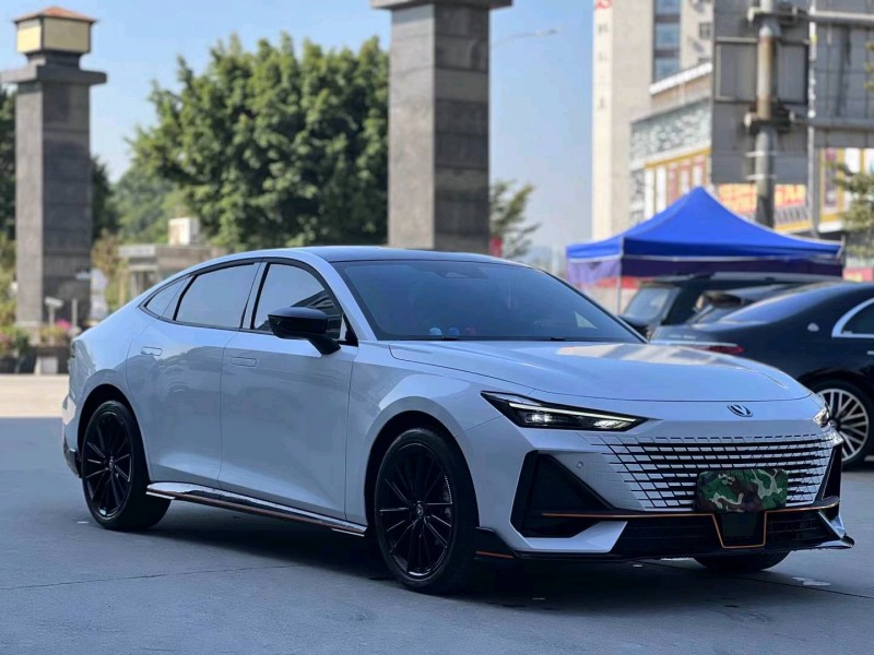 珠海23年长安汽车UNI-V9