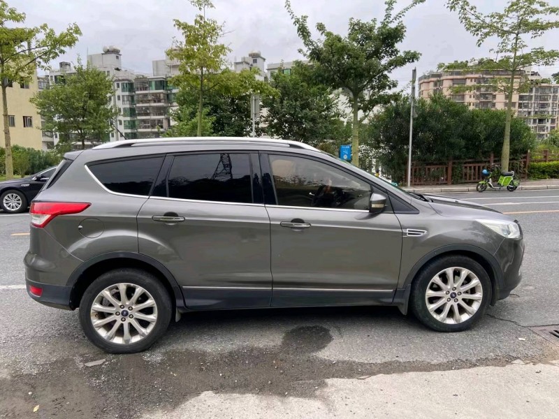 广州14年福特翼虎4