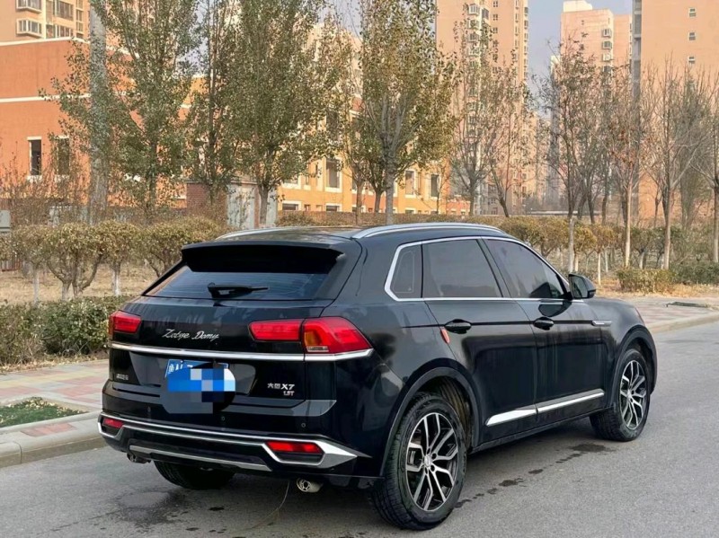 天津17年眾泰大邁X77