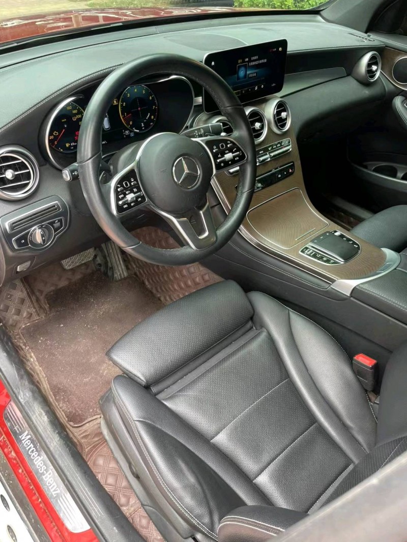 潍坊19年奔驰GLC4