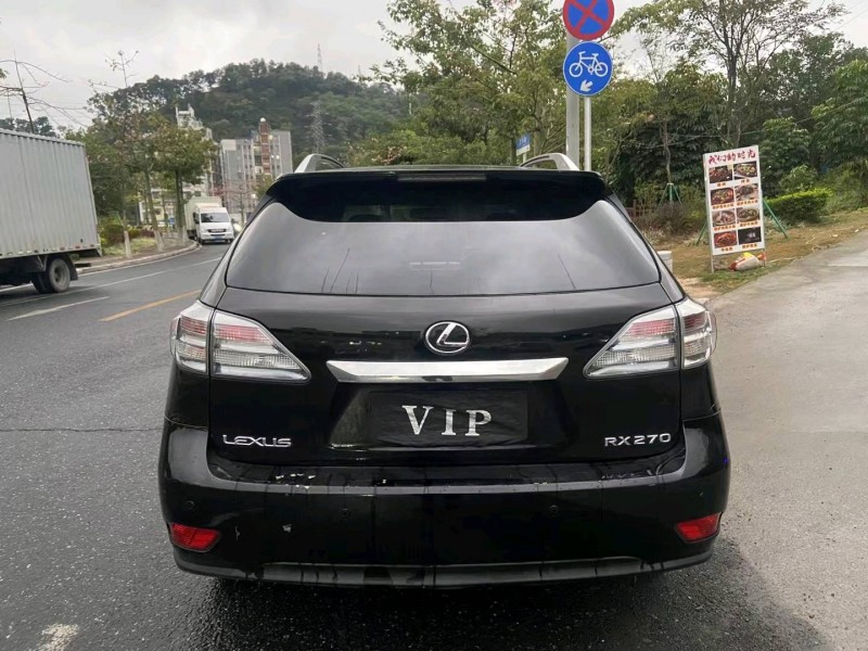 广州11年雷克萨斯RX5
