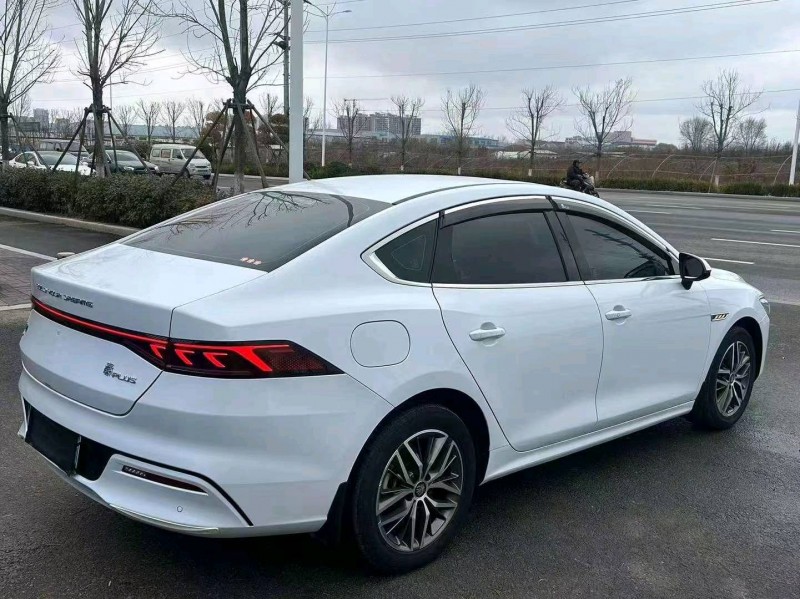 枣庄22年比亚迪秦7