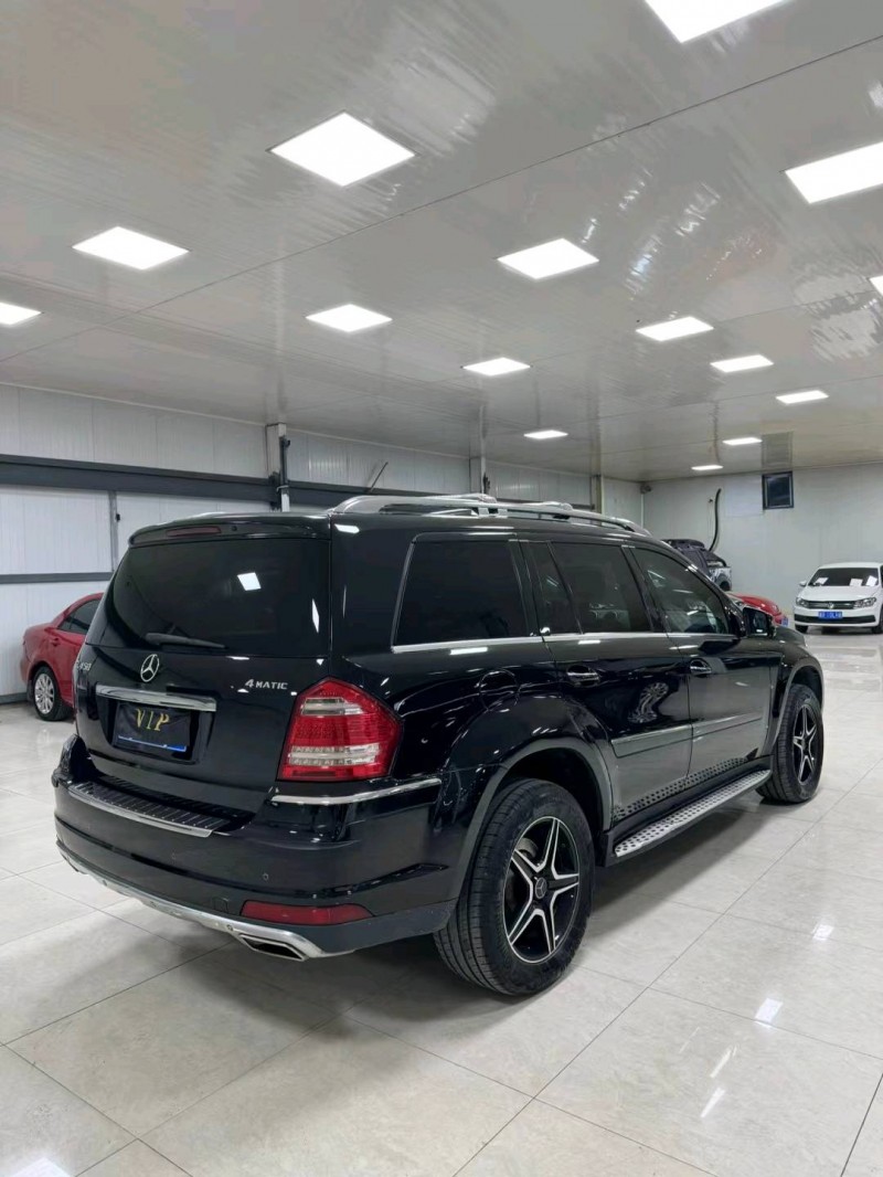 廊坊11年奔驰GL8