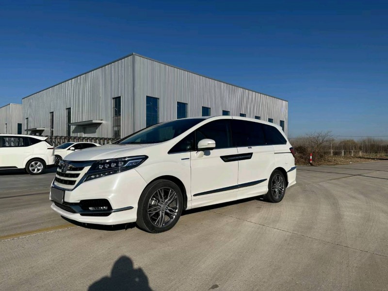 徐州21年本田艾力绅3