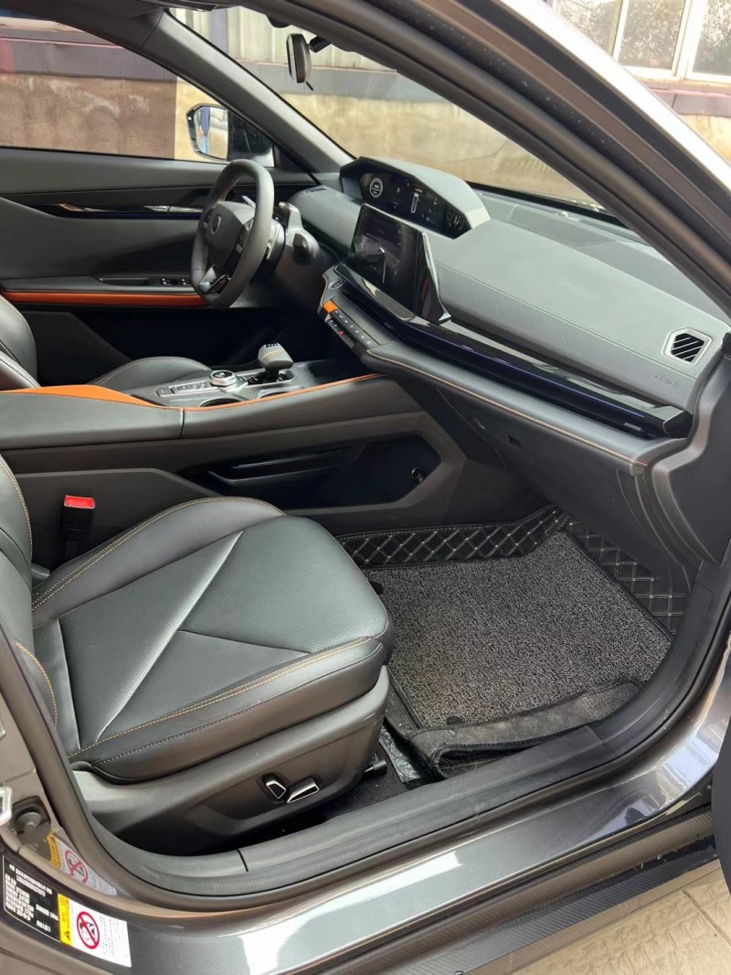 宿迁23年长安汽车UNI-V7