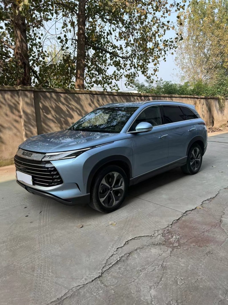 宿迁23年比亚迪护卫舰2