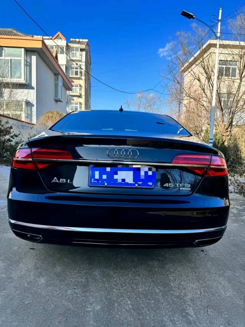 烟台15年奥迪A8L9