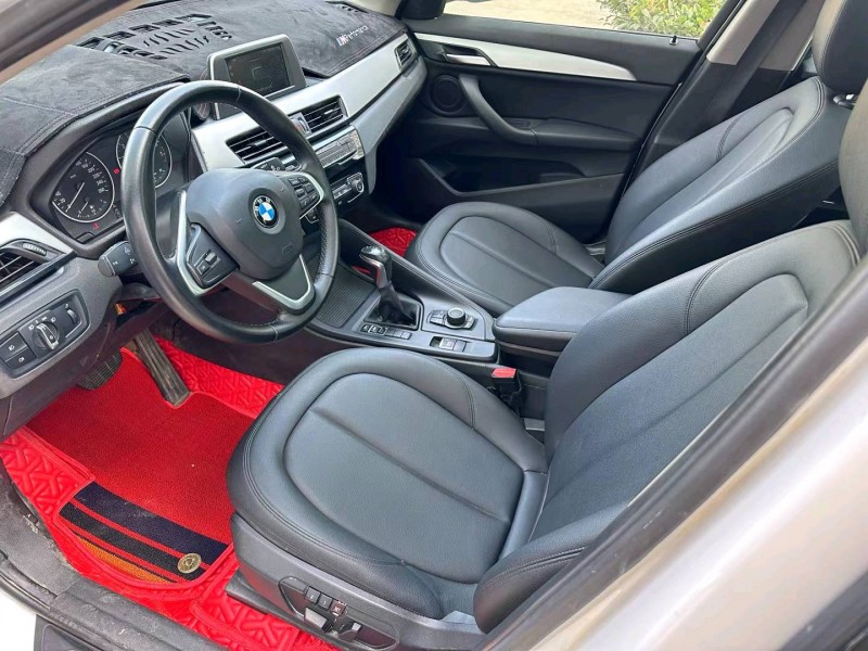 济宁18年宝马X16