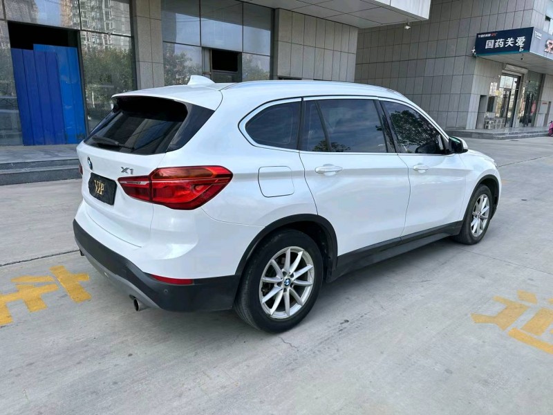 济宁18年宝马X18