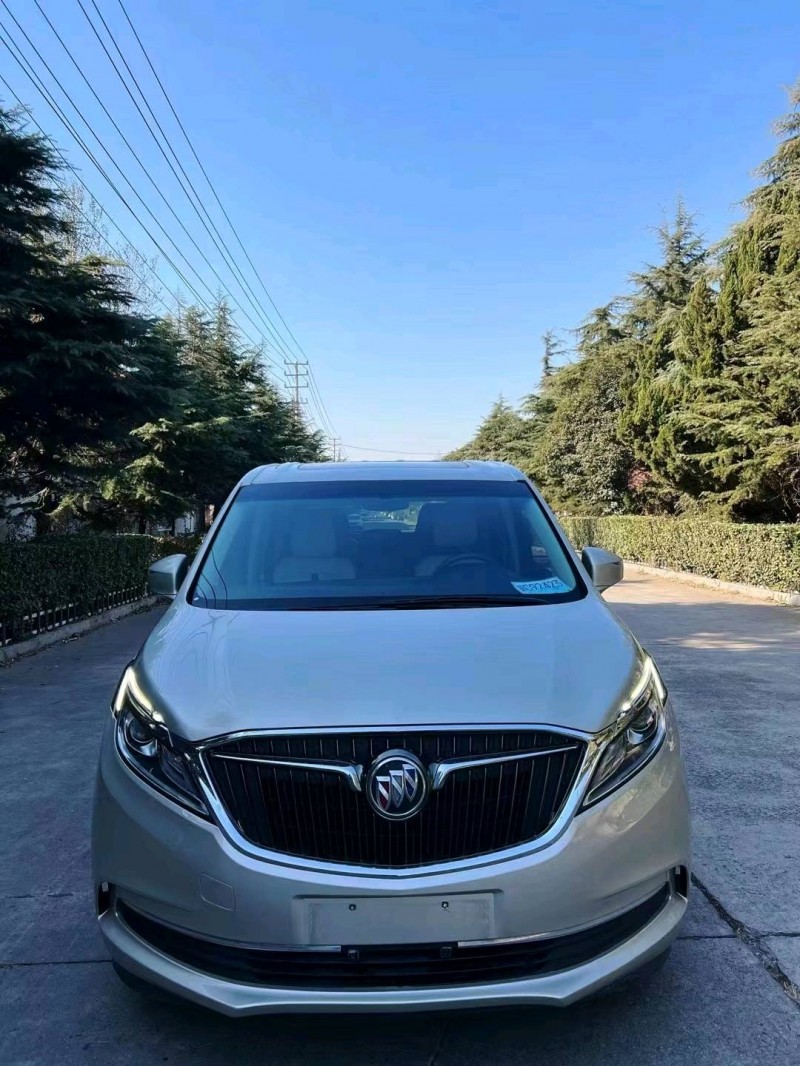 枣庄17年别克GL81