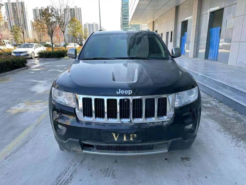 淄博11年Jeep大切诺基1