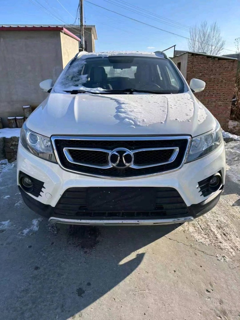 邯郸18年北汽绅宝X551