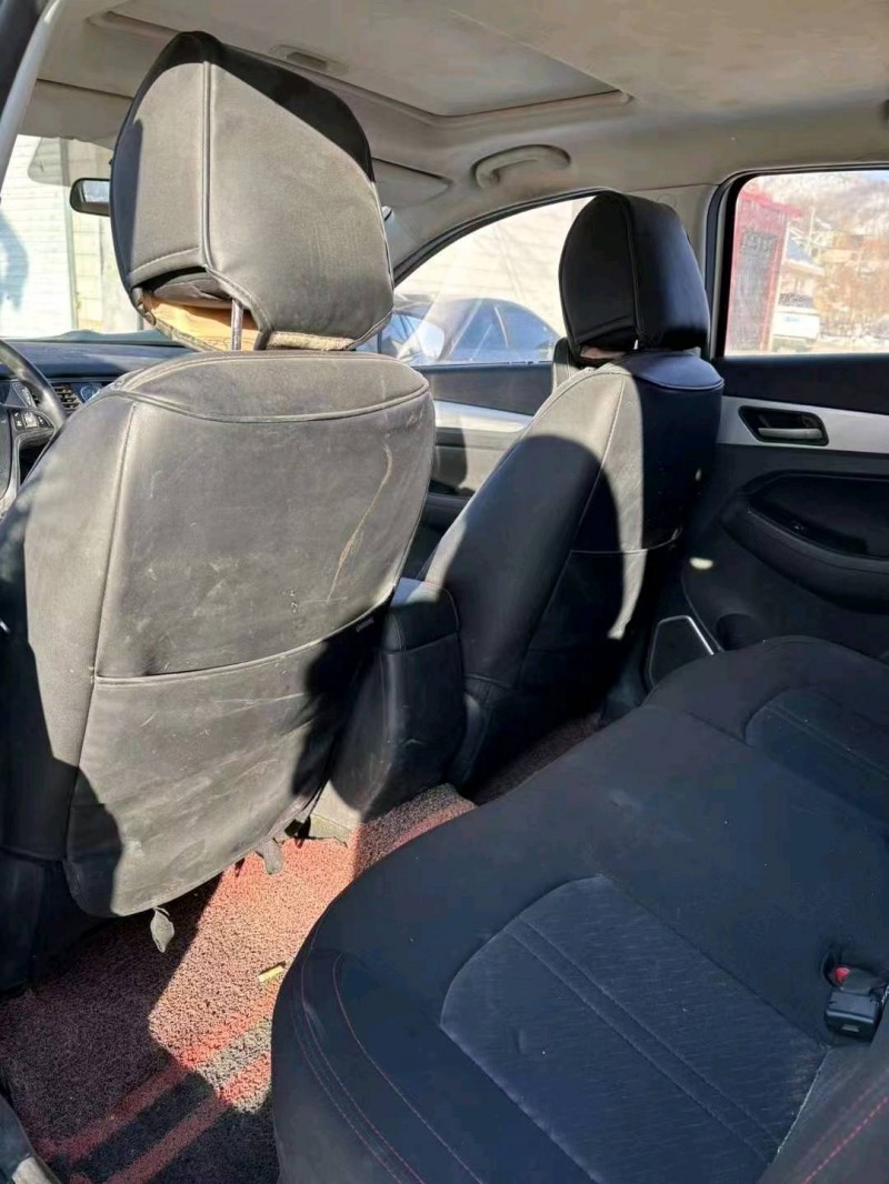 邯郸18年北汽绅宝X558