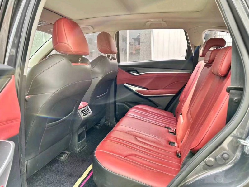 嘉兴20年长安汽车CS756