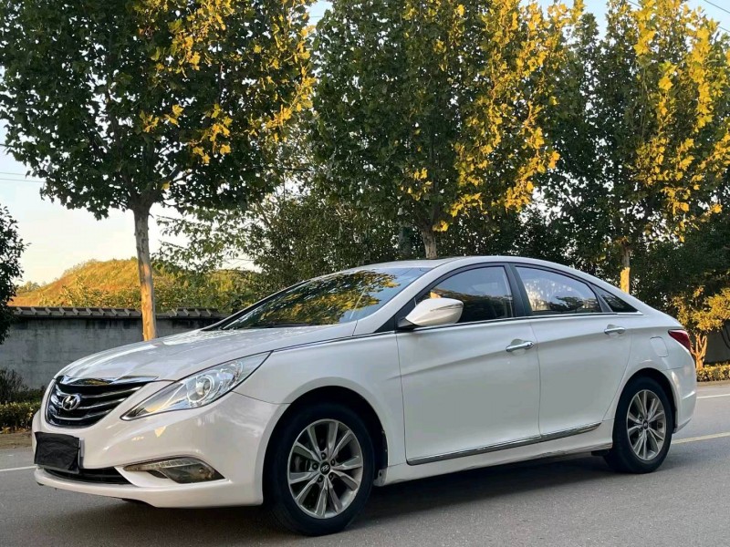 徐州17年别克君威2