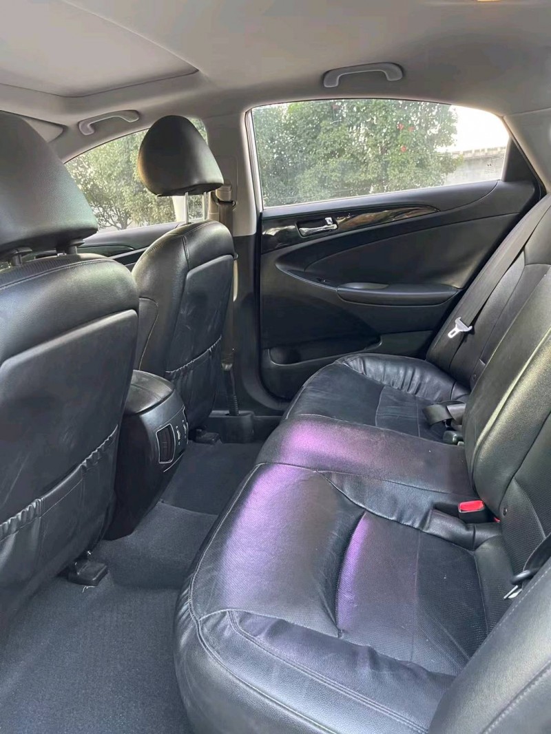 徐州17年别克君威5