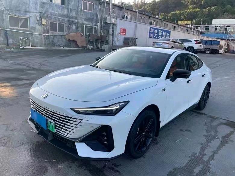 枣庄23年长安汽车UNI-V2