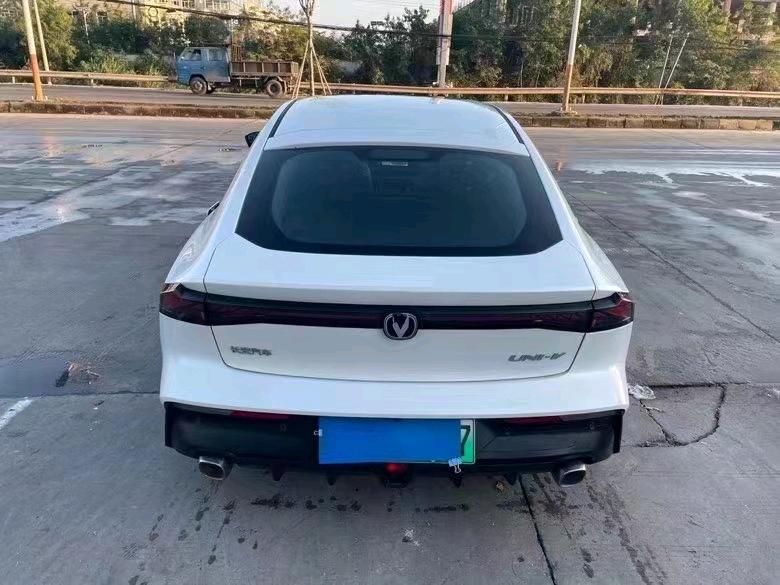 枣庄23年长安汽车UNI-V5