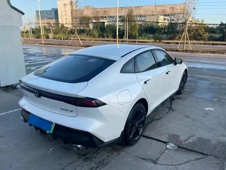 枣庄23年长安汽车UNI-V6