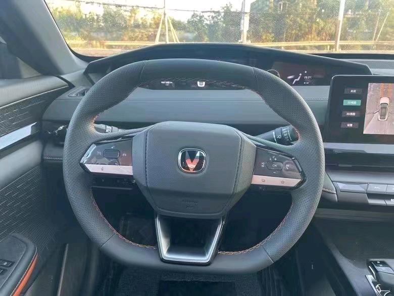 枣庄23年长安汽车UNI-V9