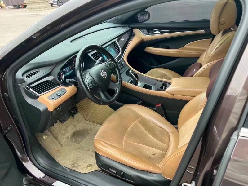 枣庄17年别克君越6