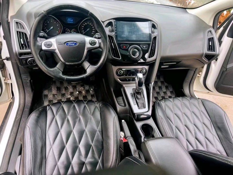 烟台14年福特福克斯4