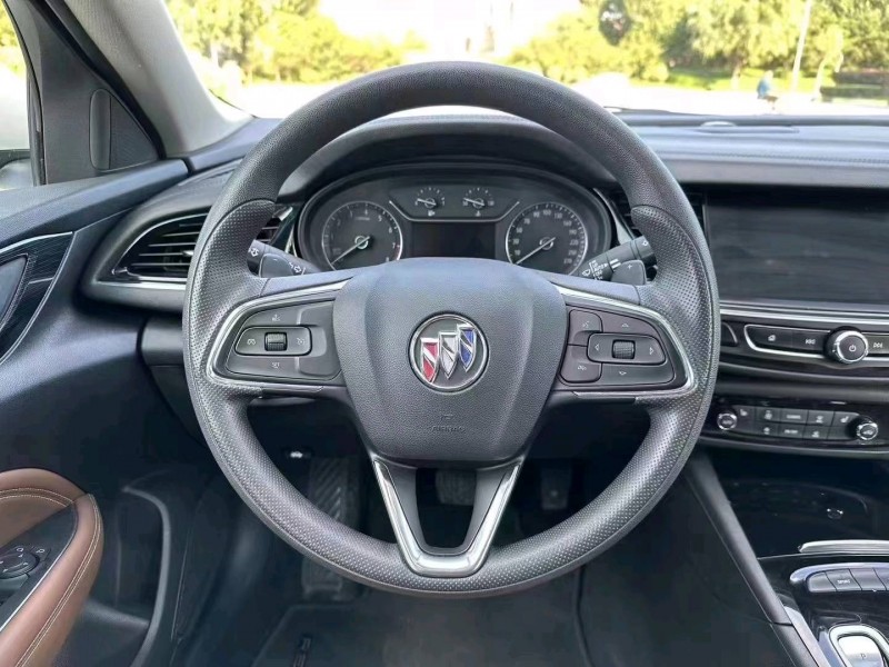 沈阳22年别克君威6