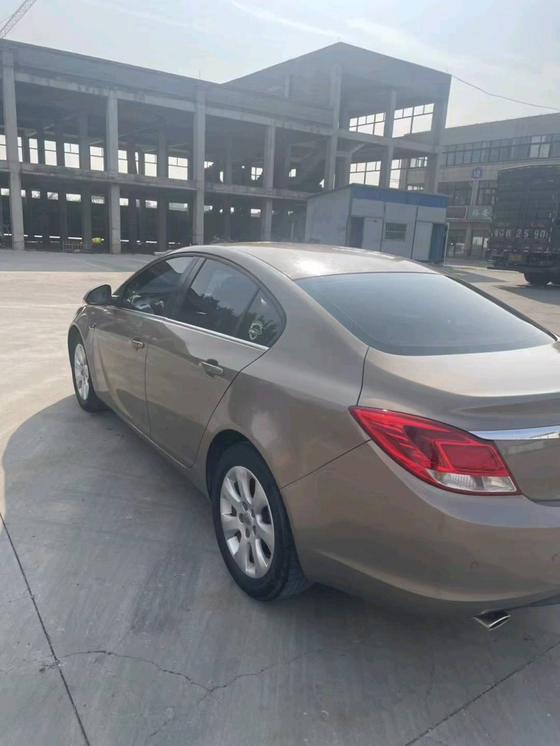 枣庄13年别克君威2