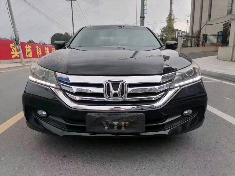 邯郸16年本田雅阁1