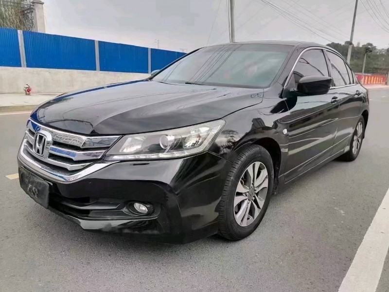 邯郸16年本田雅阁2