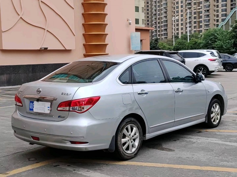 佛山19年日产轩逸5