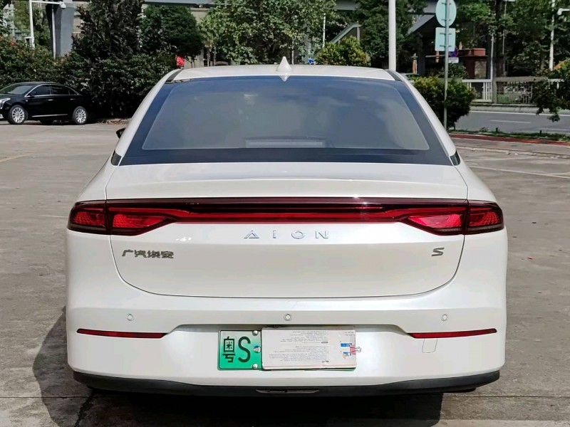 佛山23年传祺埃安S4