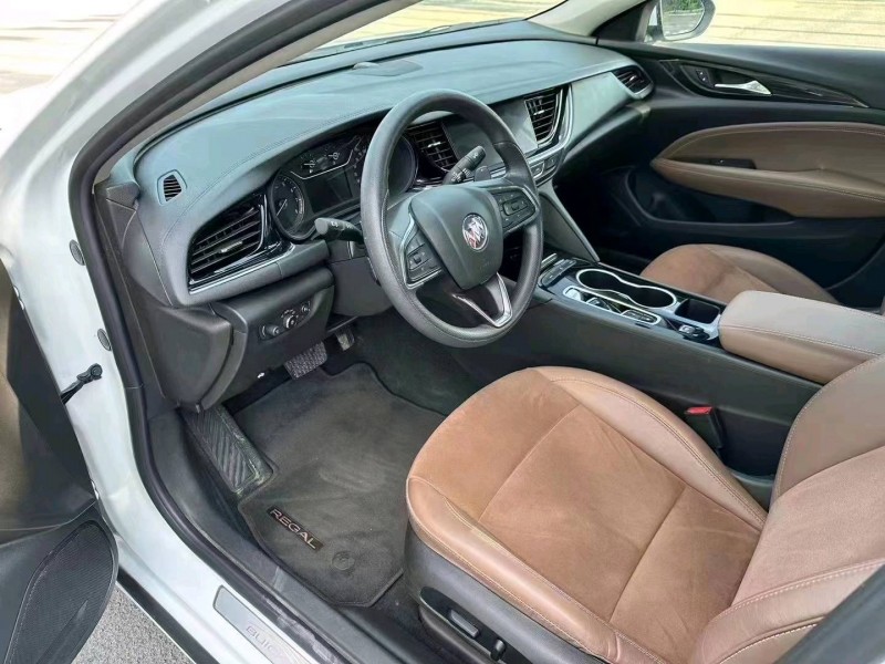 沈阳22年别克君威5