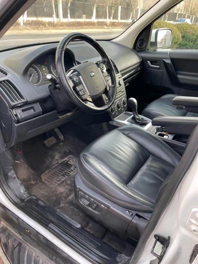 沈阳14年路虎神行者9