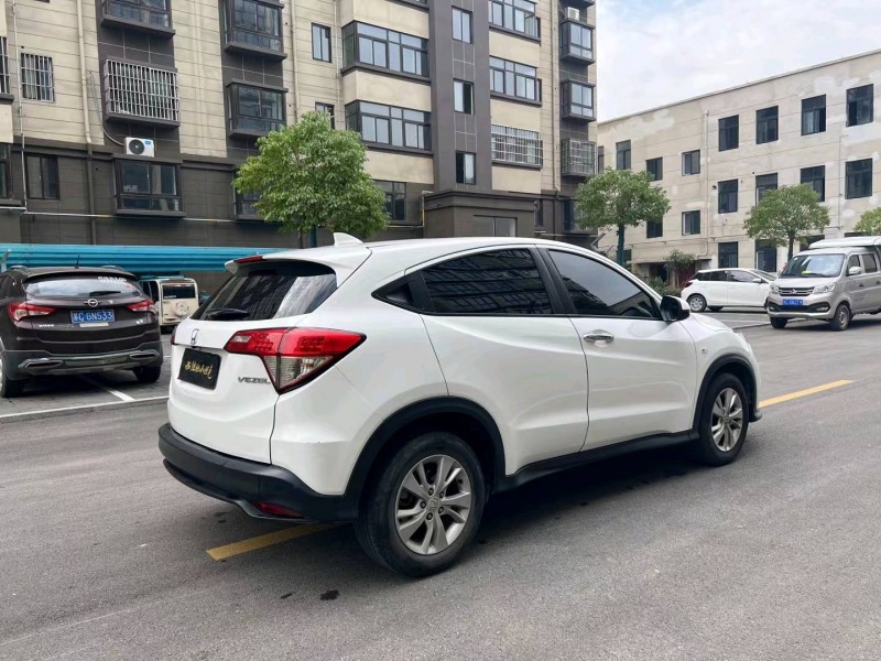 徐州20年本田缤智8