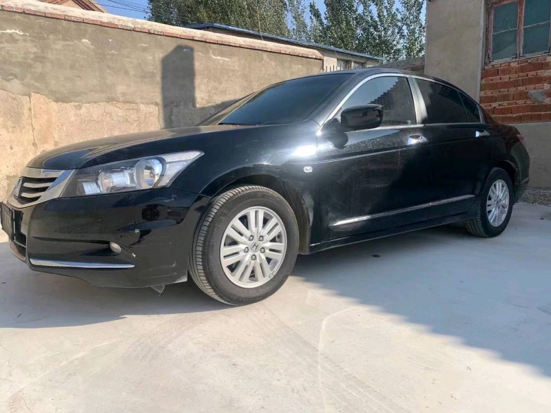 东营13年本田雅阁2