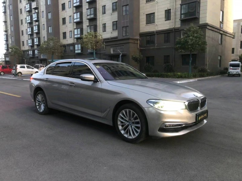 徐州19年宝马5系3