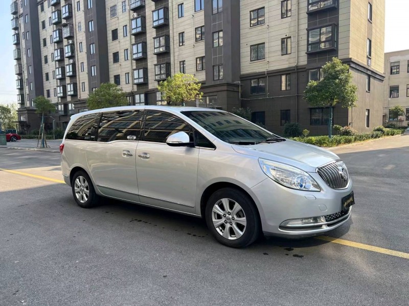 徐州16年别克GL83