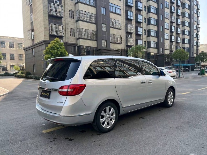 徐州16年别克GL87