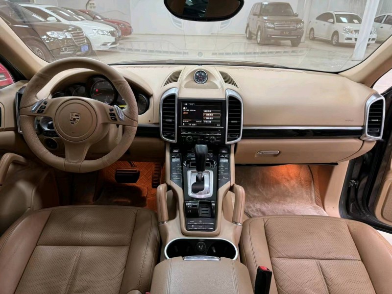 廊坊13年保时捷卡宴7