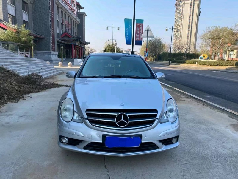 济南09年奔驰R1