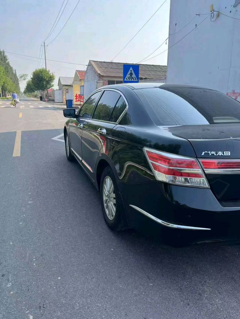 济南13年本田雅阁4