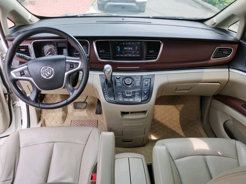 济南18年别克GL86