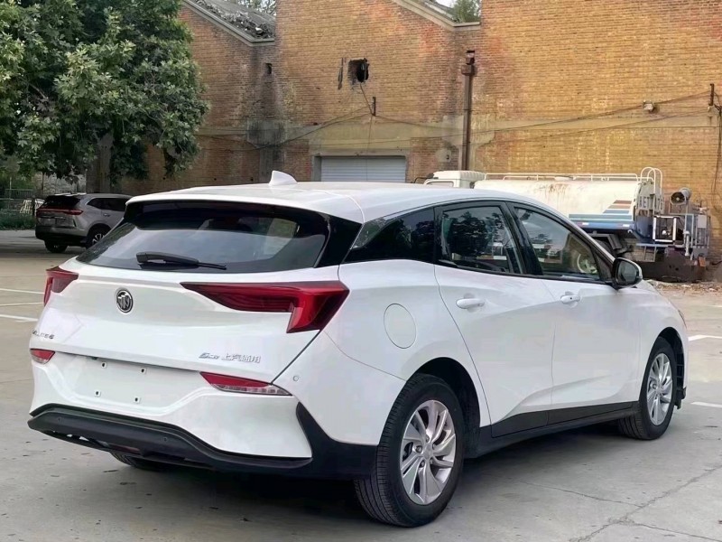 邢台23年别克微蓝8